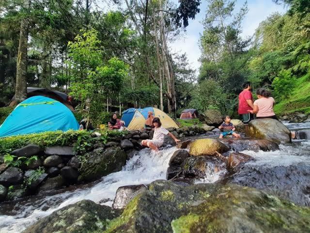 Tapian Ratu Camp Real Bukittinggi Εξωτερικό φωτογραφία