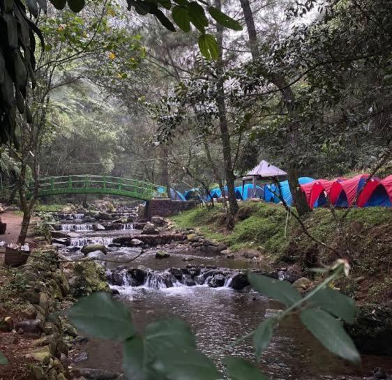 Tapian Ratu Camp Real Bukittinggi Εξωτερικό φωτογραφία