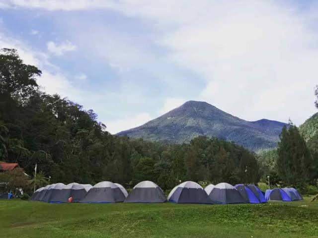 Tapian Ratu Camp Real Bukittinggi Εξωτερικό φωτογραφία