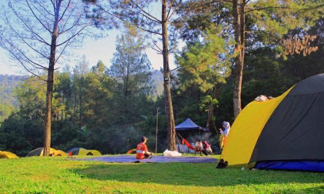 Tapian Ratu Camp Real Bukittinggi Εξωτερικό φωτογραφία