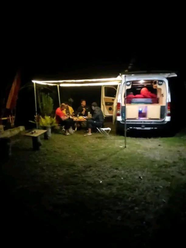 Tapian Ratu Camp Real Bukittinggi Εξωτερικό φωτογραφία