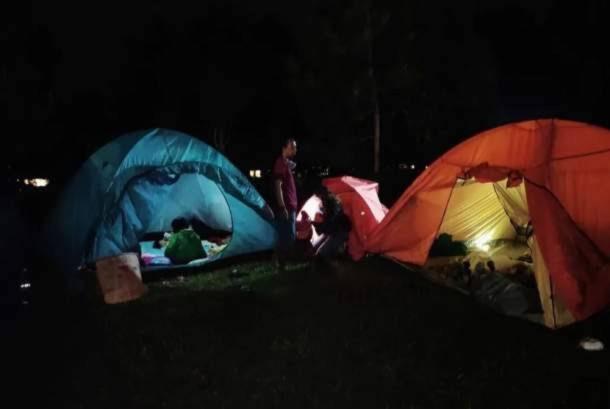 Tapian Ratu Camp Real Bukittinggi Εξωτερικό φωτογραφία